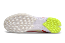 Carregar imagem no visualizador da galeria, CHUTEIRA ADIDAS X CRAZYFAST SOCIETY