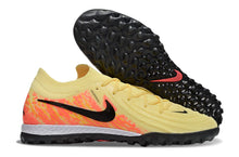 Carregar imagem no visualizador da galeria, Chuteira Nike Phantom GX 2 Elite Society TF