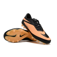 Carregar imagem no visualizador da galeria, Chuteira Nike Hypervenom Phantom FG