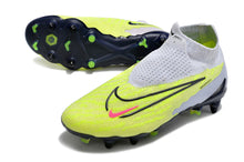 Carregar imagem no visualizador da galeria, CHUTEIRA NIKE PHANTOM GX TRAVA MISTA
