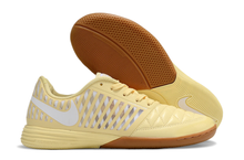 Carregar imagem no visualizador da galeria, CHUTEIRA NIKE LUNAR GATO FUTSAL
