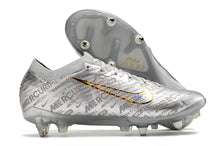 Carregar imagem no visualizador da galeria, CHUTEIRA NIKE MERCURIAL VAPOR 15 TRAVA MISTA (fixa)
