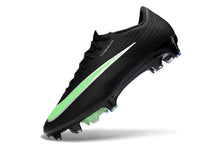 Carregar imagem no visualizador da galeria, Chuteira Nike Mercurial Superfly 11 Elite FG
