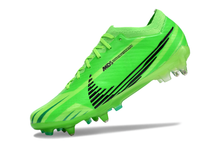 Carregar imagem no visualizador da galeria, Chuteria Nike Mercurial Vapor 15 Air Zoom Ultra Eltite Trava Fixa
