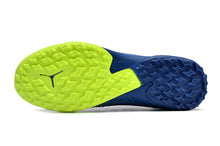 Carregar imagem no visualizador da galeria, SOCIETY CHUTEIRA PUMA FUTURE ULTIMATE ELITE
