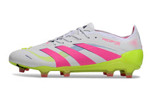 Carregar imagem no visualizador da galeria, Chuteira Adidas Predator Elite 25 Campo FG

