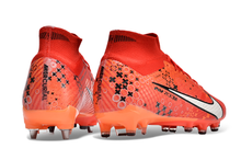 Carregar imagem no visualizador da galeria, CHUTEIRA NIKE MERCURIAL SUPERFLY 9 TRAVA MISTA (removível)

