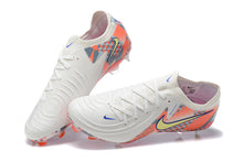 Carregar imagem no visualizador da galeria, Nike Gripknit Phantom LUNA Elite FG
