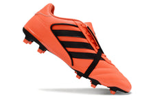 Carregar imagem no visualizador da galeria, Chuteira Campo Adidas Copa Gloro
