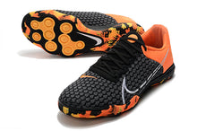 Carregar imagem no visualizador da galeria, CHUTEIRA NIKE REACT GATO FUTSAL
