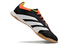 Carregar imagem no visualizador da galeria, FUTSAL ADIDAS PREDATOR  24 ELITE
