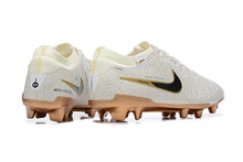 Carregar imagem no visualizador da galeria, Chuteira campo Tiempo Legend 10 Elite FG Nike Peak Ready Pack
