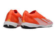 Carregar imagem no visualizador da galeria, Futsal Adidas X Crazyfast .1 BUGATTI FG
