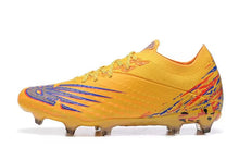 Carregar imagem no visualizador da galeria, Chuteira Campo New Balance Furon V6+ Pro
