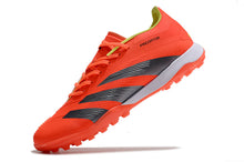 Carregar imagem no visualizador da galeria, ADIDAS PREDATOR ELITE 24 SOCIETY
