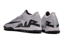 Carregar imagem no visualizador da galeria, Chuteira society Nike Mercurial Vapor 15 Air Zoom Ultra
