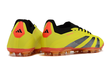 Carregar imagem no visualizador da galeria, ADIDAS PREDATOR ELITE 24 SOCIETY
