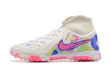 Carregar imagem no visualizador da galeria, SOCIETY Nike Gripknit Phantom LUNA Elite FG
