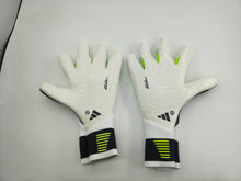 Carregar imagem no visualizador da galeria, Luva adidas Predator Pro Hybrid CORES
