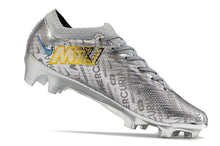 Carregar imagem no visualizador da galeria, CHUTEIRA NIKE MERCURIAL VAPOR 15 ELITE CAMPO
