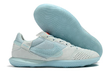 Carregar imagem no visualizador da galeria, CHUTEIRA NIKE STREET GATO FUTSAL
