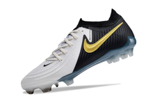 Carregar imagem no visualizador da galeria, Nike Gripknit Phantom LUNA Elite FG
