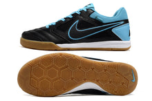Carregar imagem no visualizador da galeria, Futsal Supreme x Nike SB Gato
