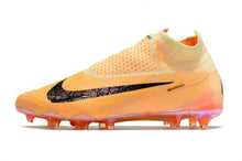 Carregar imagem no visualizador da galeria, Nike Gripknit Phantom GX Elite Dynamic Fit FG
