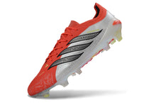 Carregar imagem no visualizador da galeria, Chuteira Adidas Predator Elite 26 Campo FG
