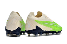 Carregar imagem no visualizador da galeria, Nike Gripknit Phantom GX Elite Dynamic Fit FG
