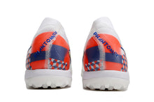 Carregar imagem no visualizador da galeria, SOCIETY Nike Gripknit Phantom LUNA Elite FG
