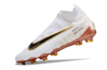 Carregar imagem no visualizador da galeria, Nike Gripknit Phantom GX Elite Dynamic Fit FG
