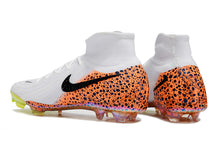 Carregar imagem no visualizador da galeria, Nike Gripknit Phantom superfly LUNA Elite Dynamic Fit FG
