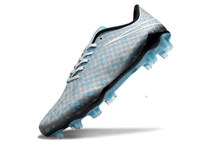 Carregar imagem no visualizador da galeria, Chuteira Nike Hypervenom Phantom FG
