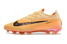 Carregar imagem no visualizador da galeria, Nike Gripknit Phantom GX Elite Dynamic Fit FG
