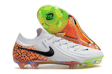 Carregar imagem no visualizador da galeria, CHUTEIRA NIKE PHANTOM GX2 ELITE CAMPO

