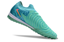 Carregar imagem no visualizador da galeria, SOCIETY Nike Gripknit Phantom  LUNA Elite FG
