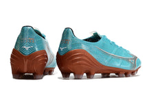 Carregar imagem no visualizador da galeria, Chuteira Mizuno Alpha
