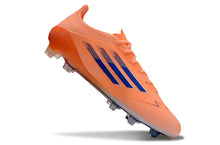 Carregar imagem no visualizador da galeria, Chuteira Adidas F50 X Campo
