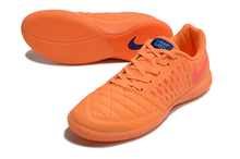 Carregar imagem no visualizador da galeria, CHUTEIRA NIKE LUNAR GATO FUTSAL
