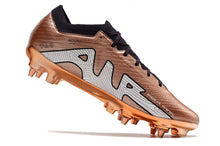 Carregar imagem no visualizador da galeria, CHUTEIRA NIKE MERCURIAL VAPOR 15 TRAVA MISTA (removível)
