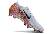 Carregar imagem no visualizador da galeria, Chuteira Nike Air Zoom Mercurial Vapor 16 Elite SG
