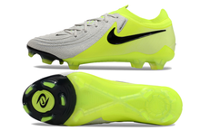 Carregar imagem no visualizador da galeria, Nike Gripknit Phantom LUNA Elite Dynamic Fit FG
