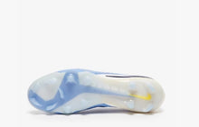 Carregar imagem no visualizador da galeria, Chuteira Campo NIKE Phantom 6 Elite FG
