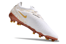 Carregar imagem no visualizador da galeria, Nike Gripknit Phantom GX Elite Dynamic Fit FG
