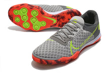 Carregar imagem no visualizador da galeria, CHUTEIRA NIKE REACT GATO FUTSAL
