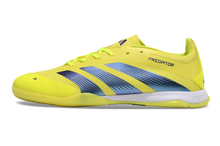 Carregar imagem no visualizador da galeria, FUTSAL ADIDAS PREDATOR  24 ELITE

